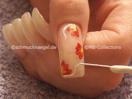 Nailart Liner in der Farbe weiß