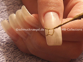 Nailart Liner in der Farbe gold-glitter