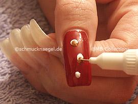 Nailart Pens in den Farben weiß und bronze