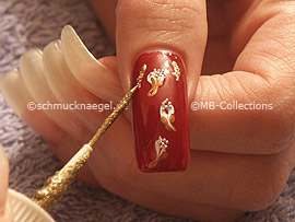 Nailart Liner in der Farbe gold-glitter