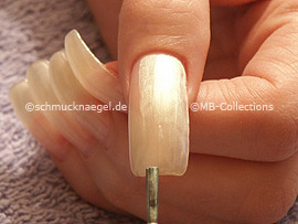 Nagellack in der Farbe hellrosa