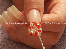 Nailart Liner in der Farbe silber-glitter