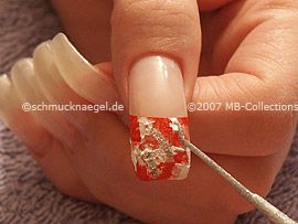 Nailart Liner in der Farbe silber-glitter
