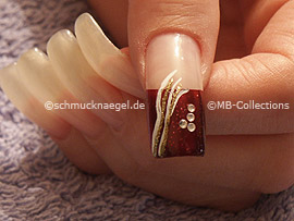 Nailart Liner in der Farbe gold-glitter