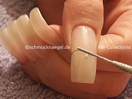 Nailart Liner in der Farbe silber-glitter