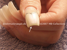 Nagellack in der Farbe perlmutt