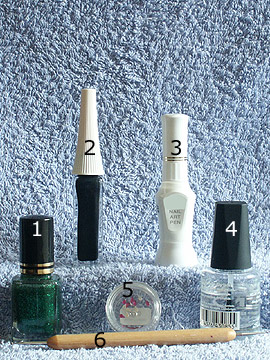 Produkte für das Motiv French in grün-glitter - Nagellack, Nailart Liner, Nailart Pen, Strasssteine, Spot-Swirl, Klarlack