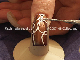 Nailart Liner in der Farbe silber-glitter