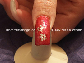 Pinzette und zwei Nail Sticker