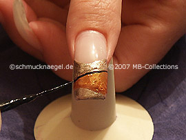Nailart Liner in der Farbe schwarz