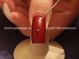 Nailart Liner in der Farbe silber-glitter