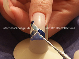 Nailart Liner in der Farbe silber-glitter