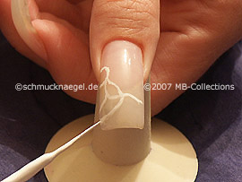Nailart Liner in der Farbe weiß