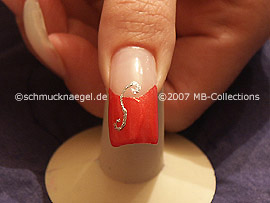 Nailart Liner in der Farbe silber-glitter