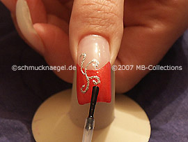 Klarlack, Spot-Swirl und Strasssteine