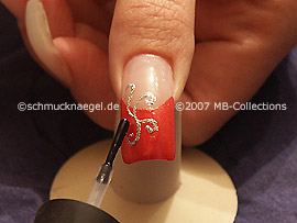 Klarlack, Spot-Swirl und Strasssteine