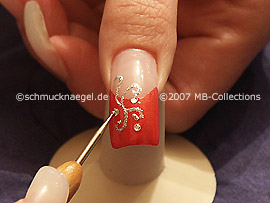 Klarlack, Spot-Swirl und Strasssteine