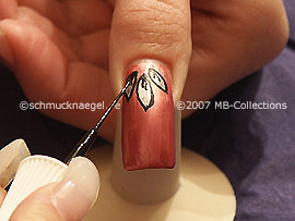 Nailart Liner in der Farbe schwarz