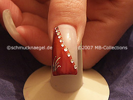Pinzette und Nail Tattoo