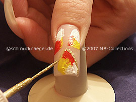 Nailart Liner in der Farbe gold-glitter