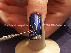 Nailart Liner in der Farbe silber-glitter
