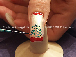 Nailart Liner in der Farbe dunkelgrün