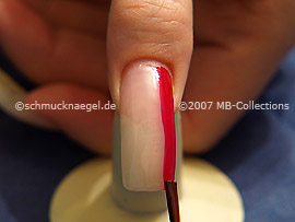 Nagellack in der Farbe rot