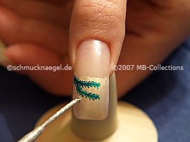 Nailart Liner in der Farbe silber-glitter