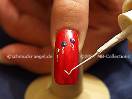 Nail art liner de color blanco
