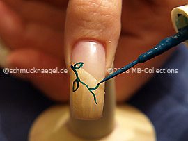 Nail art liner de color verde oscuro