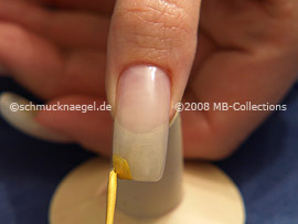 Nail art liner en amarillo