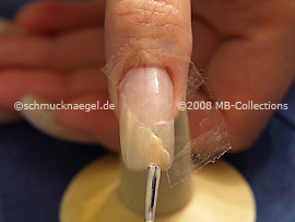 Esmalte de color beige claro