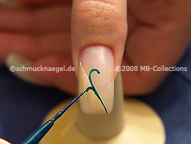 Nail art liner de color verde oscuro