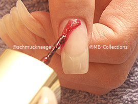 Esmalte de color rojo-glitter