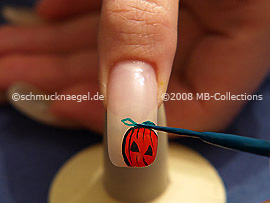 Nail art liner de color verde oscuro