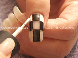 Esmalte de color blanco