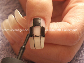Esmalte de color negro