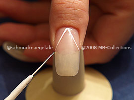 Nail art liner de color blanco