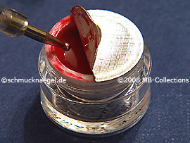 Gel de color rojo y spot-swirl