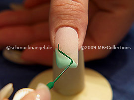 Nail art liner de color verde oscuro