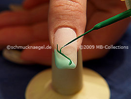 Nail art liner de color verde oscuro