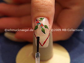 El esmalte transparente protege el motivo