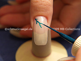 Nail art liner de color verde oscuro