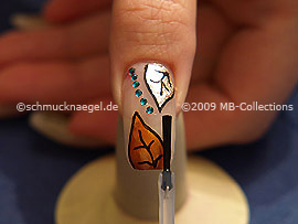 Al fin utilice el esmalte transparente
