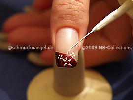 Nail art liner de color blanco