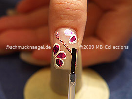 Al fin utilice el esmalte transparente