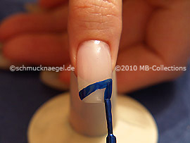 Esmalte de color azul