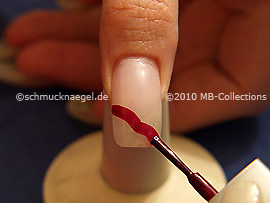Esmalte de color berenjena