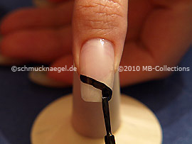 Esmalte de color negro