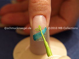 Nail art liner de color verde claro